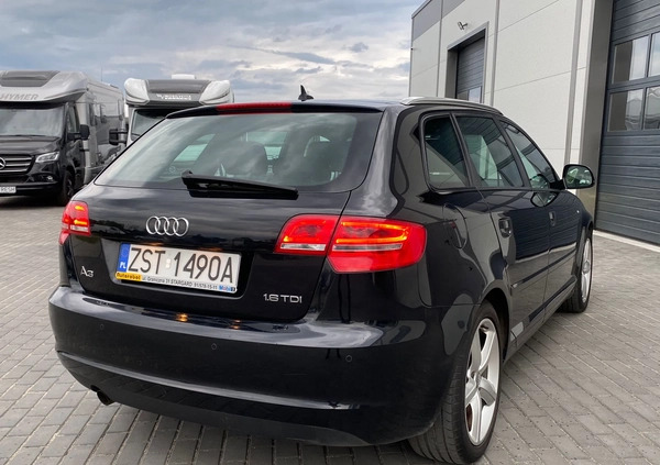 Audi A3 cena 31900 przebieg: 235000, rok produkcji 2009 z Lesko małe 254